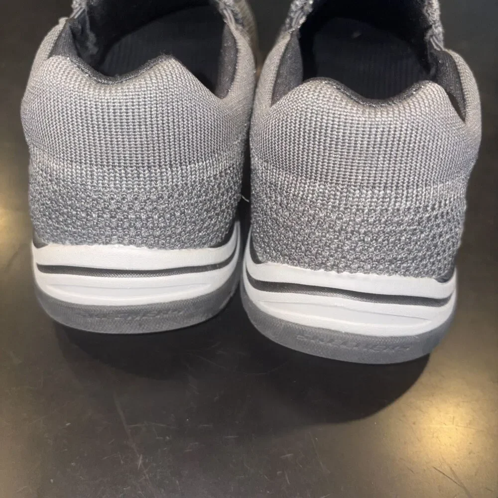 Skechers Men's RelaxedFit Air Cooled Sz 7 Gray Slipon Shoes Walking Sneakers EUC